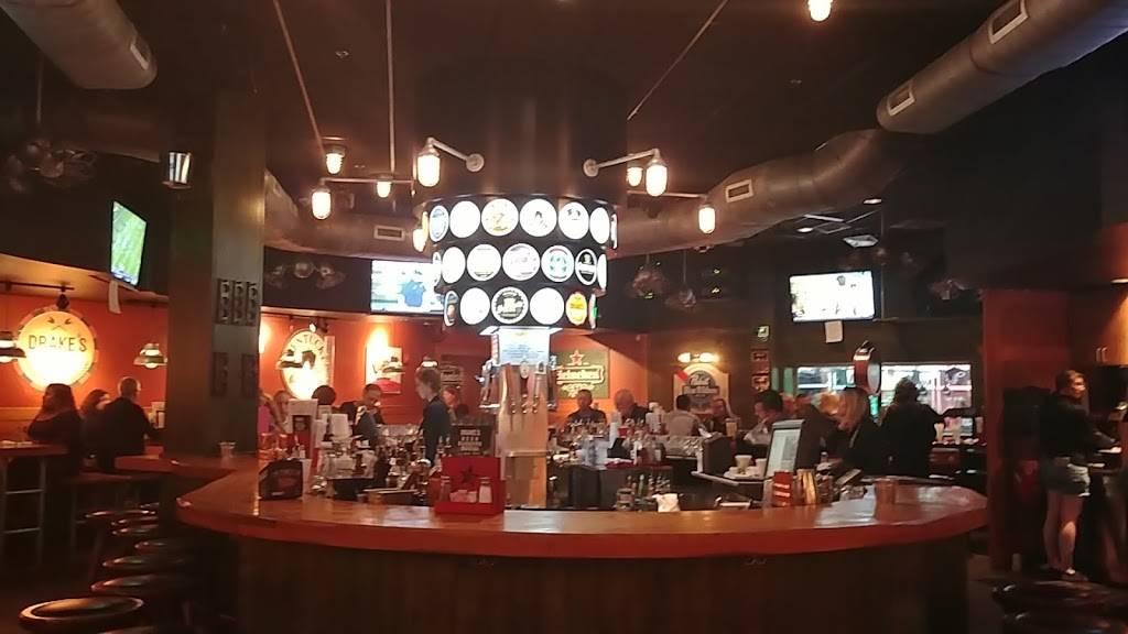 Drakes Cool Springs | restaurant | 553 Cool Springs Blvd, Franklin, TN 37067, USA | 6155030035 OR +1 615-503-0035