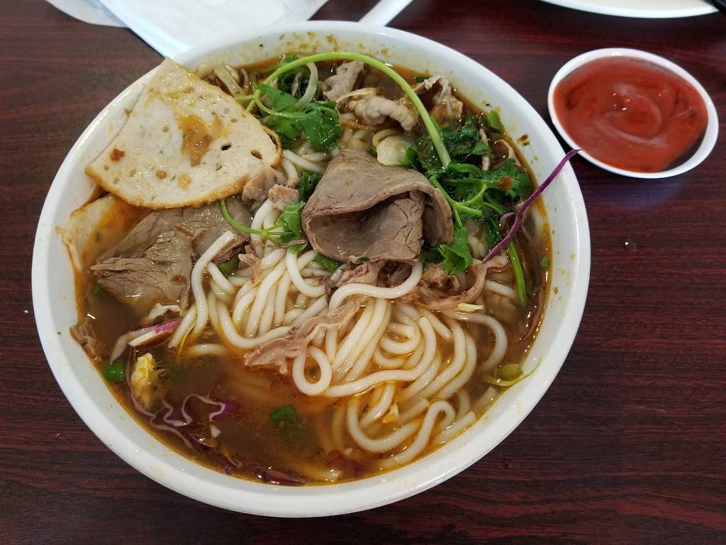 iPho Vietnamese Cuisine | cafe | 11929 Montgomery Rd, Cincinnati, OH 45249, USA | 5137740700 OR +1 513-774-0700