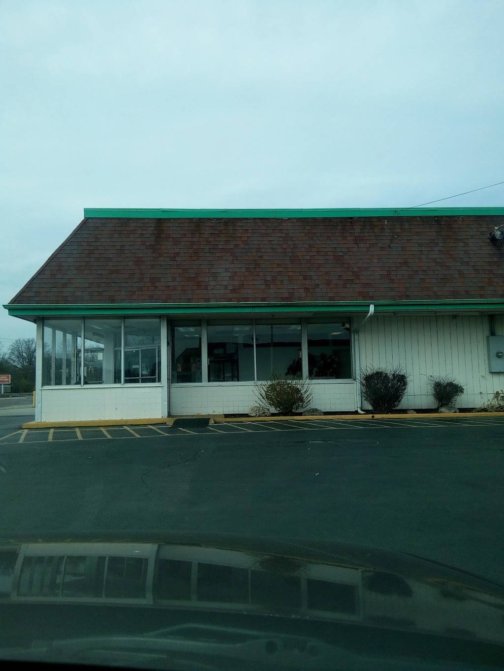 Northland Chop Suey | restaurant | 9240 W Florissant Ave, St. Louis, MO 63136, USA | 3148672000 OR +1 314-867-2000