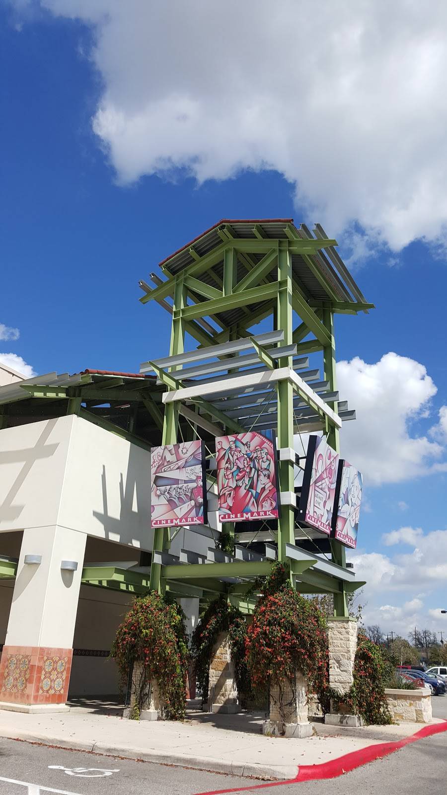 Cinemark McCreless Market | meal takeaway | 4100 S New Braunfels Ave Suite 601, San Antonio, TX 78223, USA | 2105324459 OR +1 210-532-4459