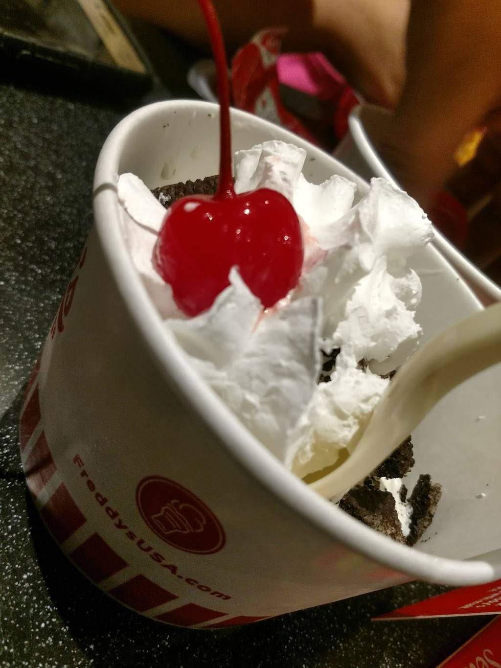 Freddys Frozen Custard & Steakburgers | restaurant | 7707 Interstate 35 Access Rd, San Antonio, TX 78224, USA | 2109219000 OR +1 210-921-9000