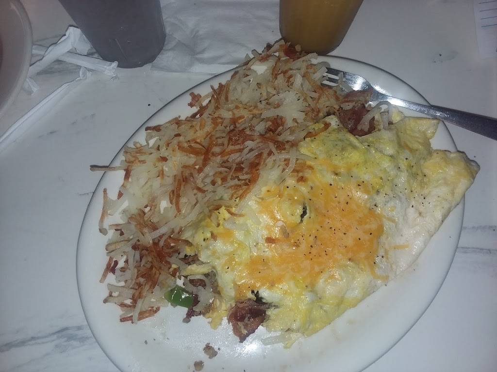 Heritage Restaurant | restaurant | 4551 S Broadway St, Wichita, KS 67216, USA | 3165247495 OR +1 316-524-7495