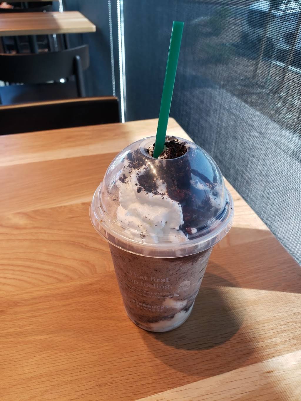 Starbucks | cafe | 1600 Challenge Way, Sacramento, CA 95815, USA | 9169245950 OR +1 916-924-5950