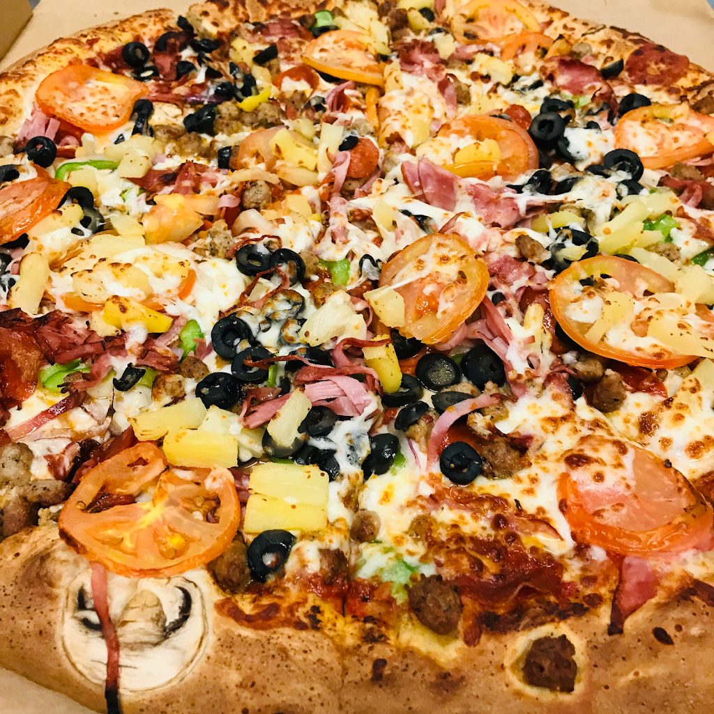 Vincenzos Pizza - Saugus | restaurant | 20701 Plum Canyon Rd, Santa Clarita, CA 91350, USA | 6612969119 OR +1 661-296-9119