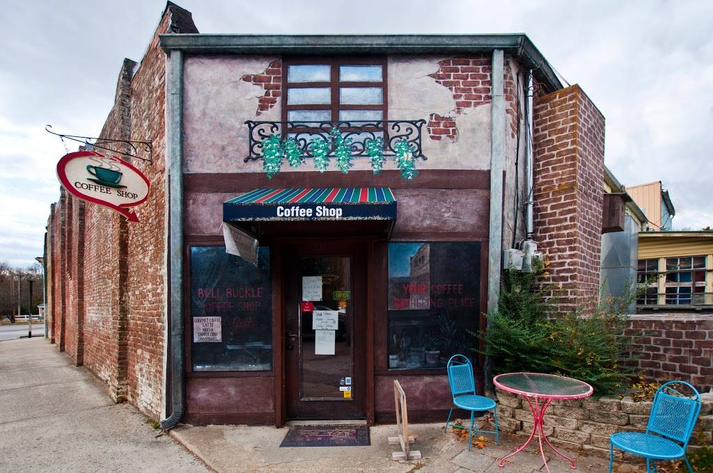 Bell Buckle Coffee Shop & Book Swap | cafe | 2 Railroad Square, Bell Buckle, TN 37020, USA | 9318133333 OR +1 931-813-3333