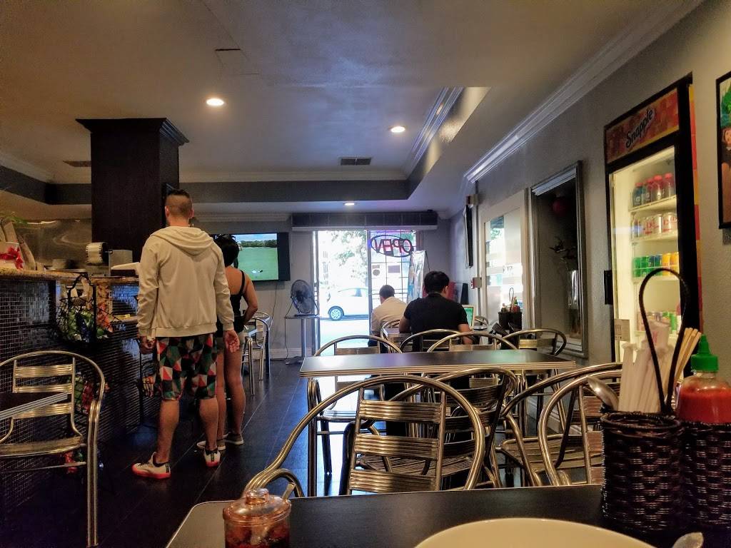 Mangosteen | restaurant | 510 E Broadway, Long Beach, CA 90802, USA | 5624955999 OR +1 562-495-5999