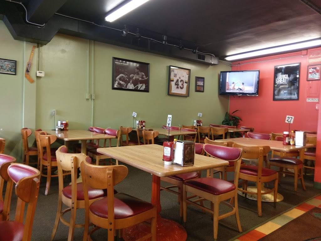 Ms Piggies Smokehouse | restaurant | 10612 Page Ave, St. Louis, MO 63132, USA | 3144287776 OR +1 314-428-7776