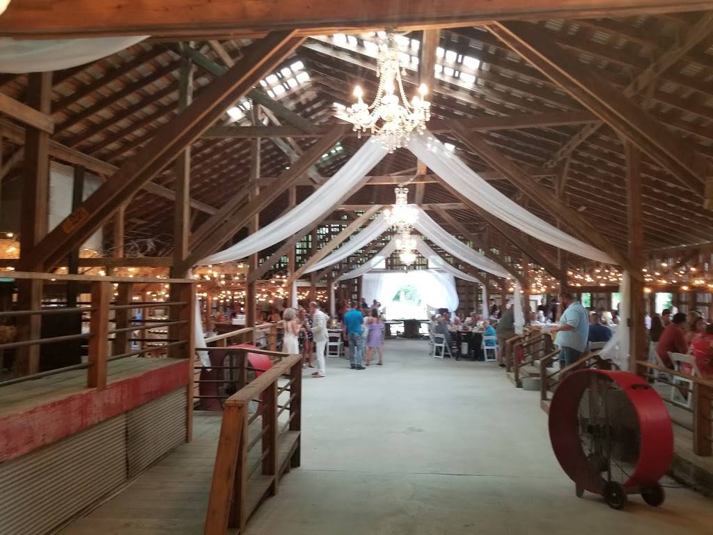 Hog-N-It-All BBQ | restaurant | 1543 S Bloomington St, Greencastle, IN 46135, USA | 2198636610 OR +1 219-863-6610