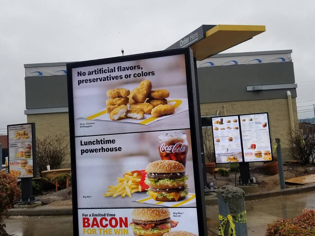 McDonalds | cafe | 1216 N Locust Ave, Lawrenceburg, TN 38464, USA | 9317622454 OR +1 931-762-2454