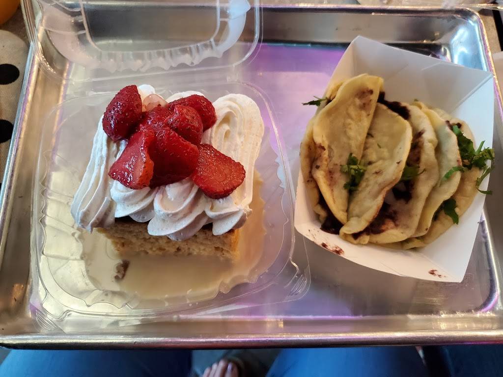 100% Taquito | restaurant | 3245 Southwest Fwy, Houston, TX 77027, USA | 7136652900 OR +1 713-665-2900