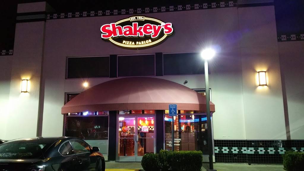 Shakeys Pizza Parlor | restaurant | 12455 Victoria Gardens Ln # 110, Rancho Cucamonga, CA 91739, USA | 9098995000 OR +1 909-899-5000