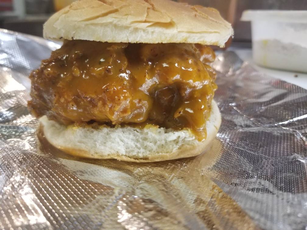 Debbies Kitchen | restaurant | 1282 Essex Ave, Columbus, OH 43201, United States | 6147047222 OR +1 614-704-7222