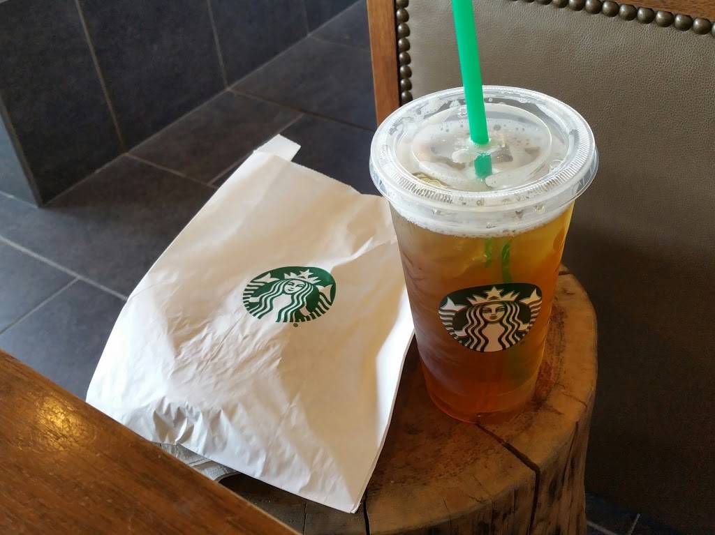 Starbucks | cafe | 38 Bangor Mall Blvd, Bangor, ME 04401, USA | 2072620490 OR +1 207-262-0490