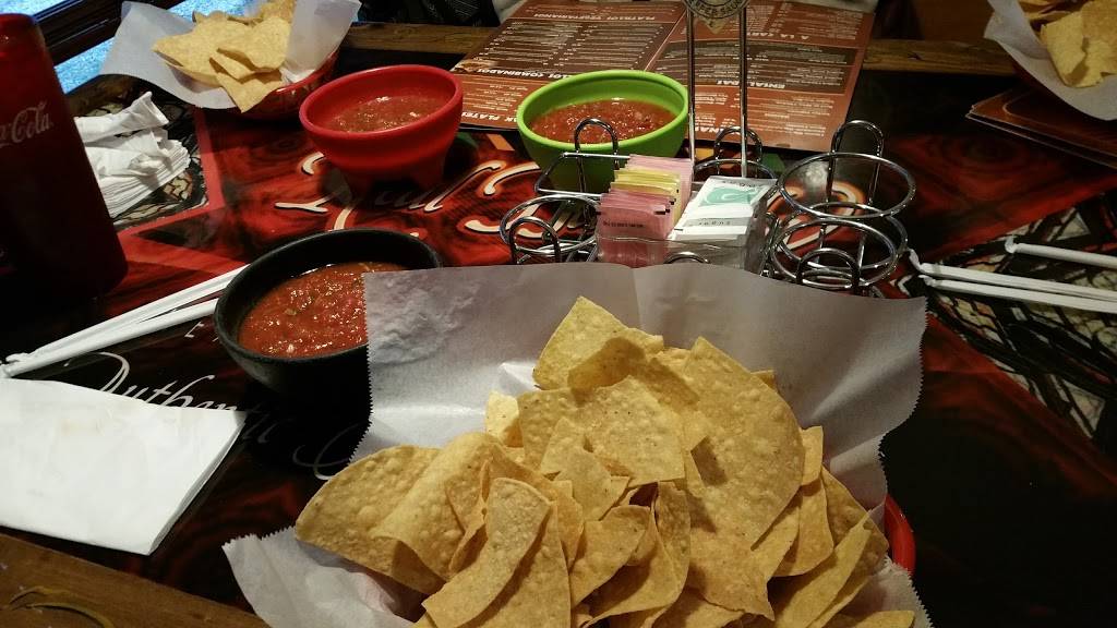 Real Hacienda | restaurant | 2750 S 3rd St, Terre Haute, IN 47802, USA | 8122311164 OR +1 812-231-1164