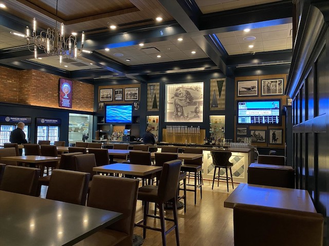 Hangar Two by Tangled Roots Brewing Company | restaurant | 1100 N Milwaukee Ave, Glenview, IL 60025, USA | 8473756986 OR +1 847-375-6986