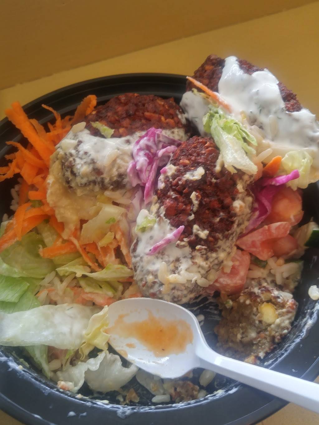 Paprika Grill | restaurant | 2 Liberty St, Salem, MA 01970, USA | 9785518186 OR +1 978-551-8186