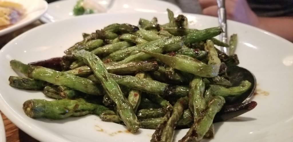 Howard Wangs | restaurant | 3835, 4343 W Northwest Hwy # 345, Dallas, TX 75220, USA | 2143661606 OR +1 214-366-1606