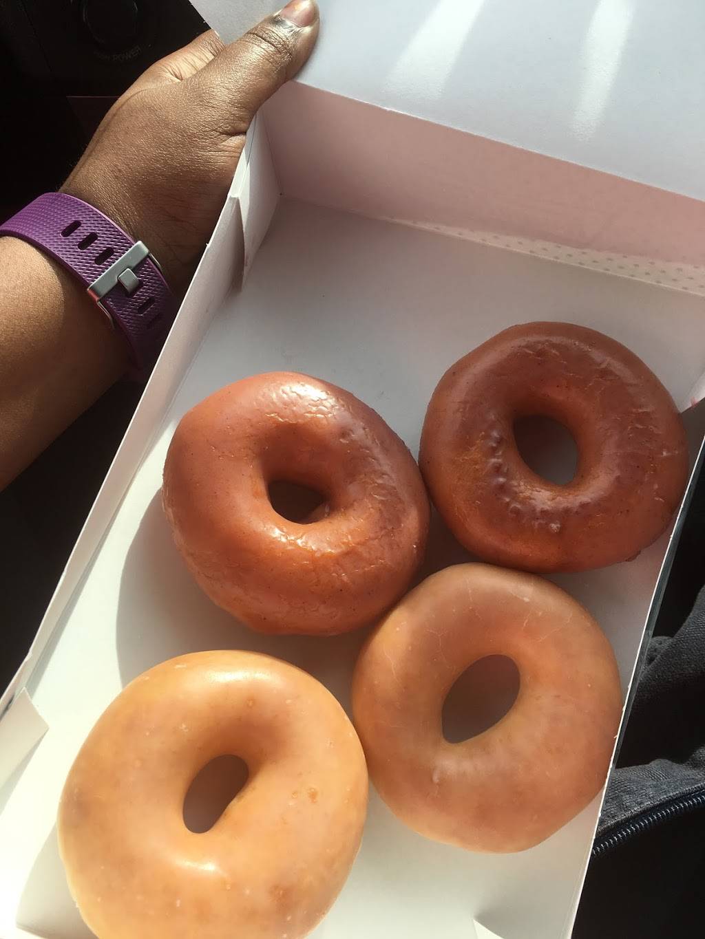 Krispy Kreme | bakery | 12648 Jefferson Ave, Newport News, VA 23602, USA | 7578750260 OR +1 757-875-0260