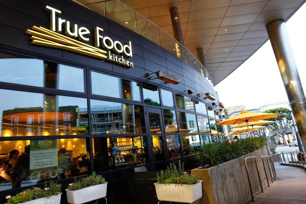 True Food Kitchen | restaurant | 395 Santa Monica Pl Suite 172, Santa Monica, CA 90401, USA | 3105938300 OR +1 310-593-8300