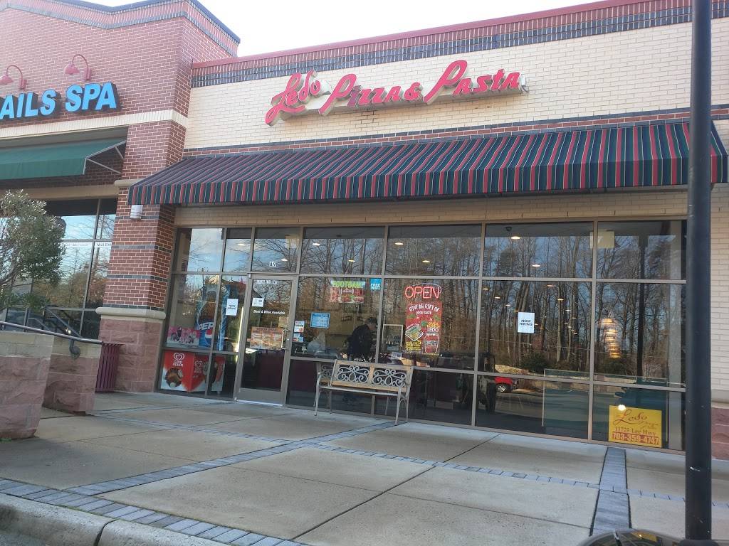 Ledo Pizza | meal takeaway | 11725 Lee Hwy, Fairfax, VA 22030, USA | 7033594747 OR +1 703-359-4747