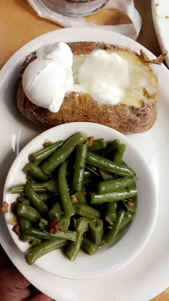 Texas Roadhouse | restaurant | 4155 Parkway Centre Dr, Grove City, OH 43123, USA | 6145397427 OR +1 614-539-7427