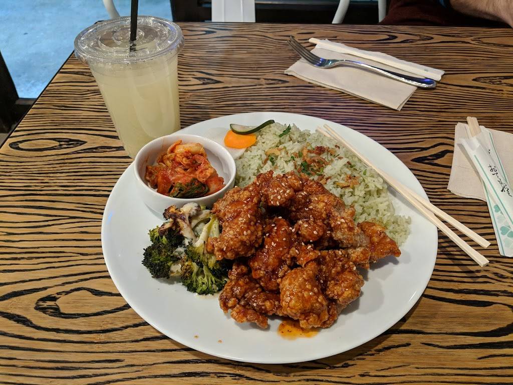 9 Delicacies | restaurant | 520 128th St SW B-8, Everett, WA 98204, USA | 4255128167 OR +1 425-512-8167