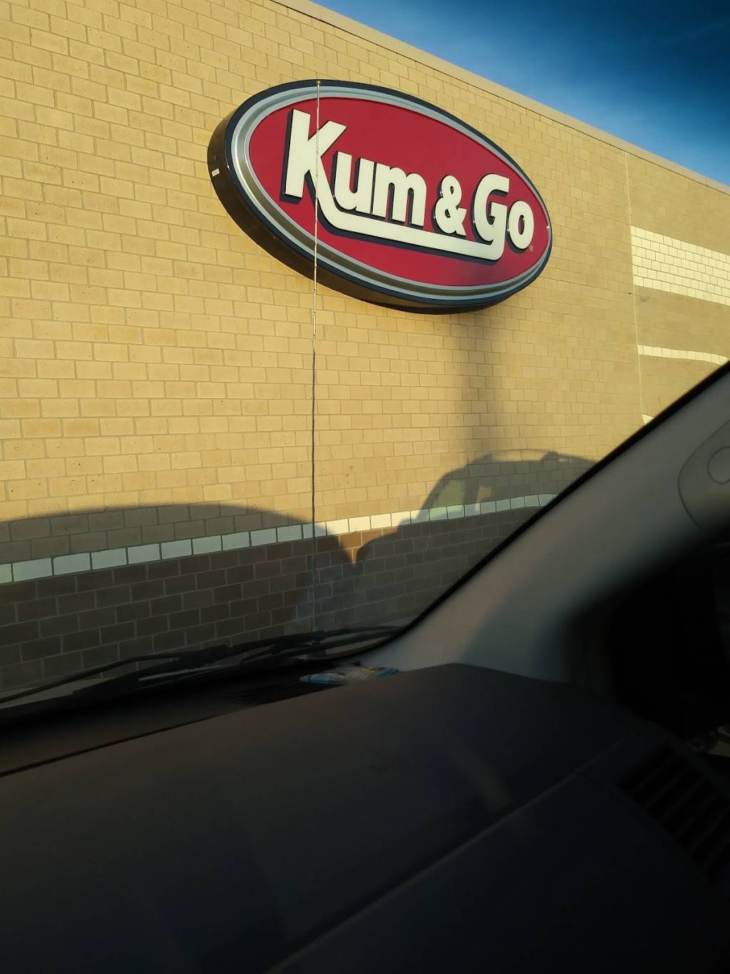 Kum & Go | meal takeaway | 1050 E Albany St, Broken Arrow, OK 74012, USA | 9183550341 OR +1 918-355-0341