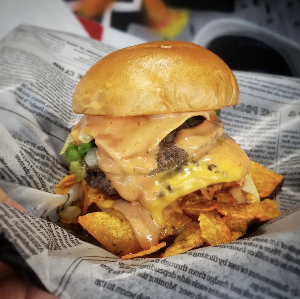 The Burger Truck Westland | restaurant | 35336 Ford Rd, Westland, MI 48185, USA | 7342529995 OR +1 734-252-9995