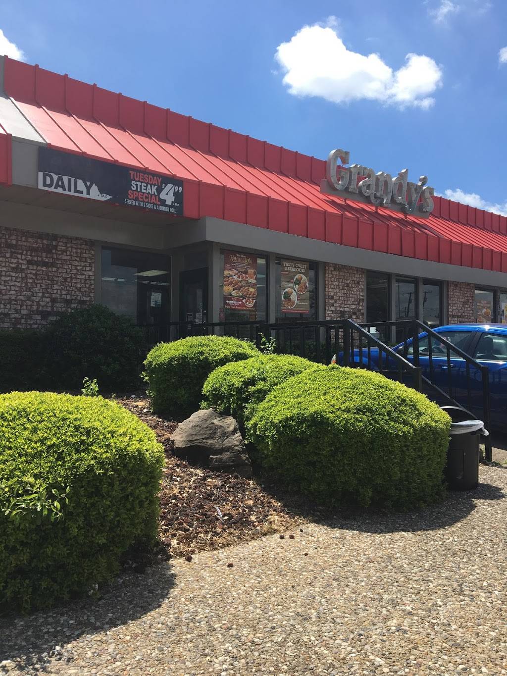 Grandys | restaurant | 3230 W Camp Wisdom Rd, Dallas, TX 75237, USA | 9722961944 OR +1 972-296-1944