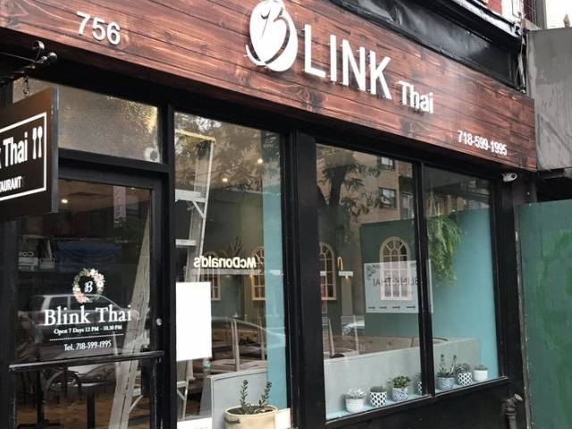 Blink Thai Brooklyn | restaurant | 756 Grand St, Brooklyn, NY 11211, USA | 7185991899 OR +1 718-599-1899