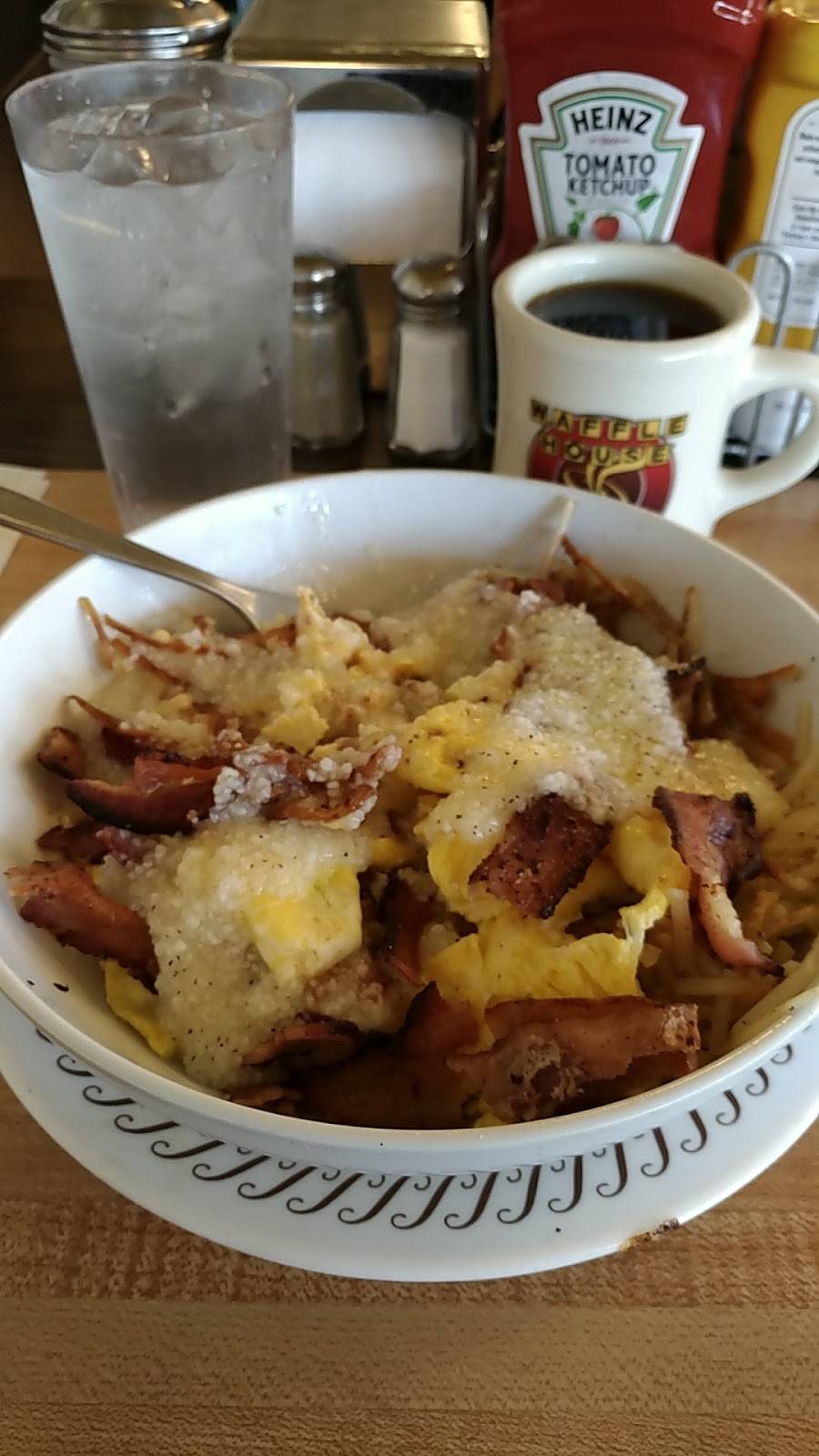 Waffle House | restaurant | 6220 Zebulon Rd, Macon, GA 31210, USA | 4784710308 OR +1 478-471-0308