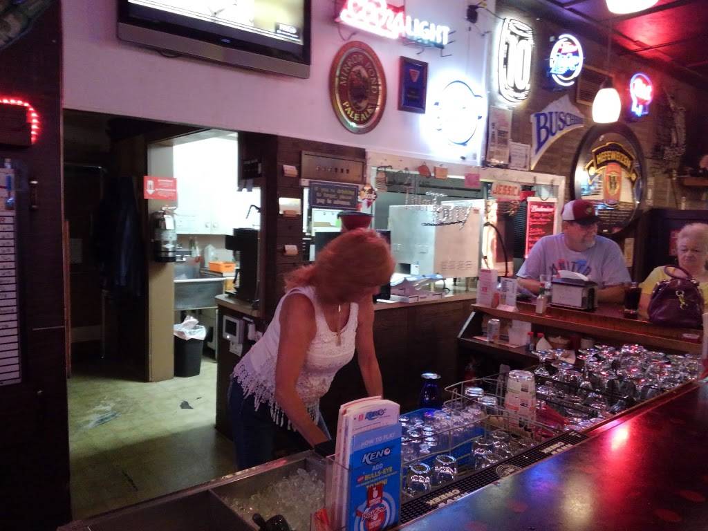 The Silver Dollar Tavern | restaurant | 375 Lancaster Dr SE, Salem, OR 97317, USA | 5033630586 OR +1 503-363-0586