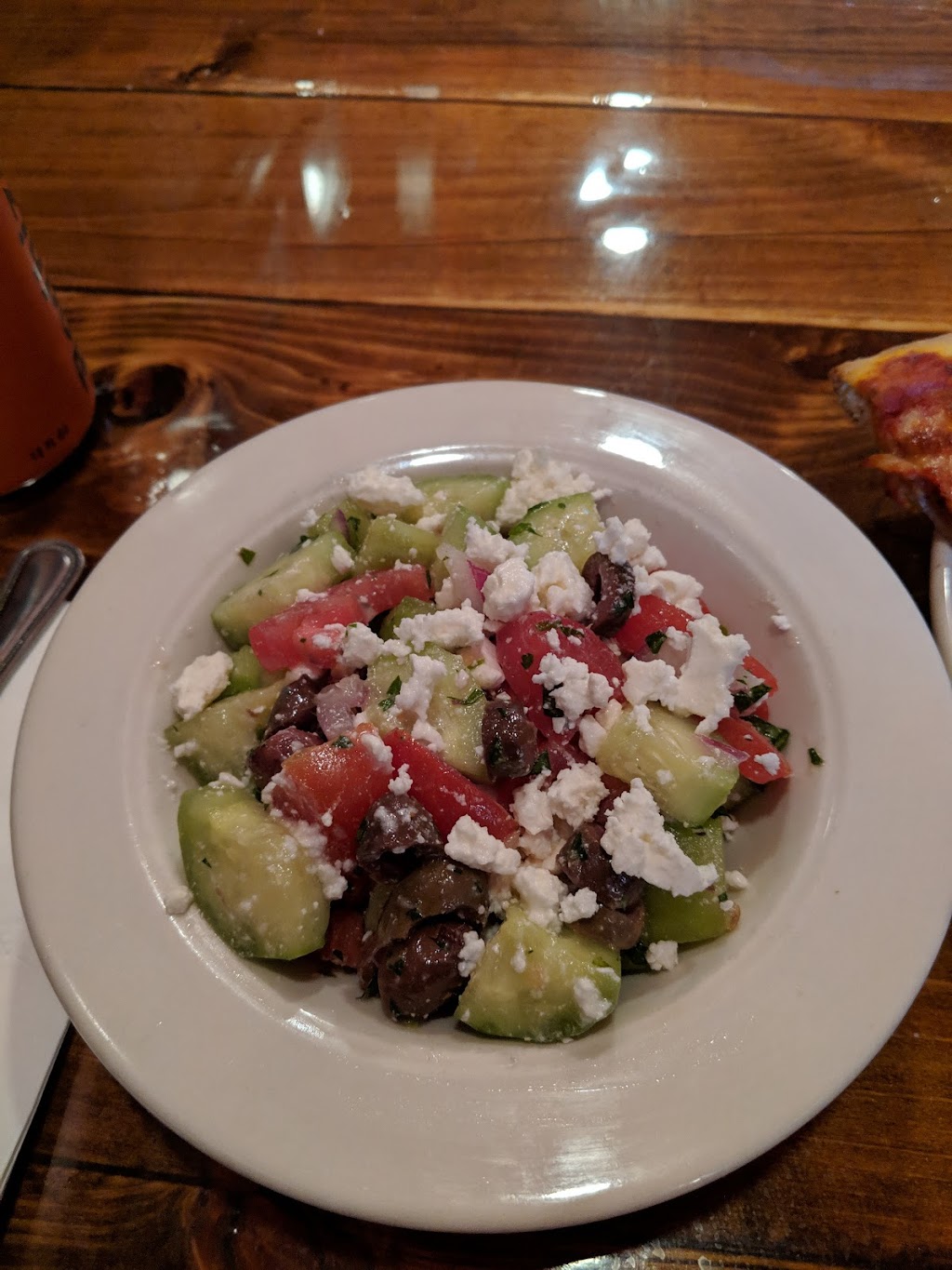 World Pizza | restaurant | 672 S King St, Seattle, WA 98104, USA | 2066824161 OR +1 206-682-4161