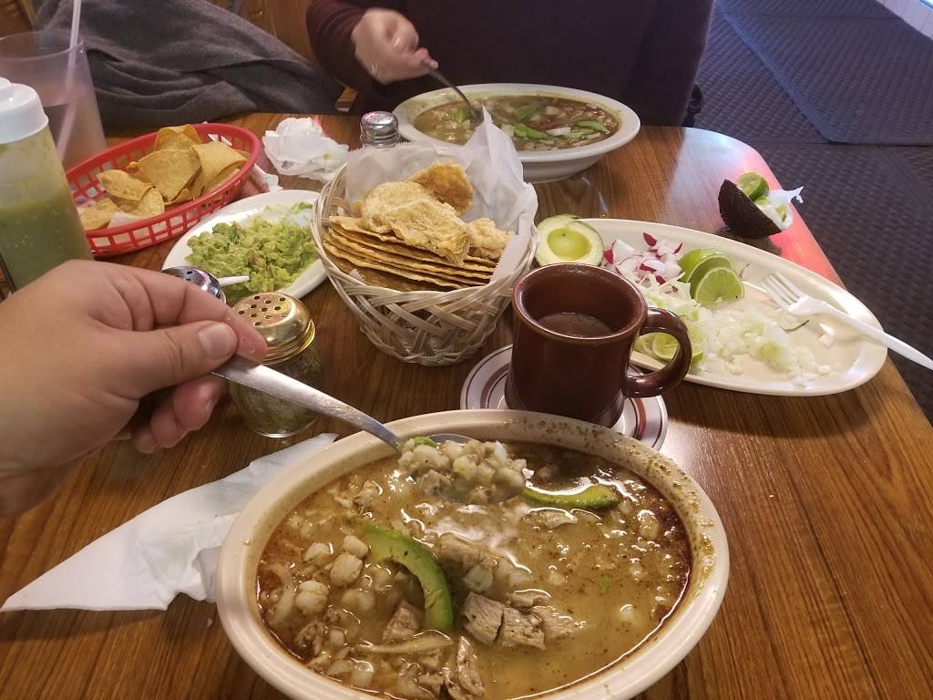 Pozoleria Sanjuan | restaurant | 1523 N Pulaski Rd, Chicago, IL 60651, USA | 7732765825 OR +1 773-276-5825