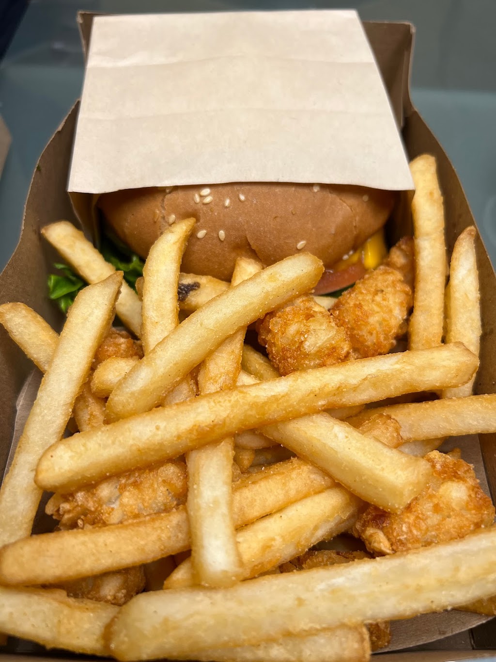 Honeybee Burger | restaurant | 326 Lincoln Blvd, Venice, CA 90291, USA | 3234526024 OR +1 323-452-6024