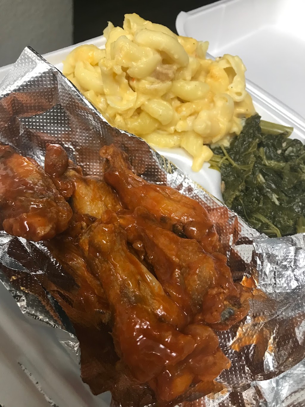 Summys Yummy Kitchen | restaurant | 15215 7th St, Victorville, CA 92395, USA | 4422292203 OR +1 442-229-2203