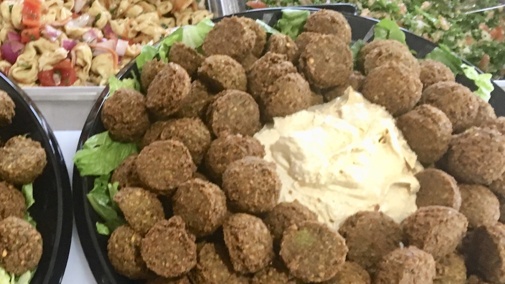 Pick Pockets and Deli Groton,CT | restaurant | 214 CT-12, Groton, CT 06340, USA | 8609100235 OR +1 860-910-0235