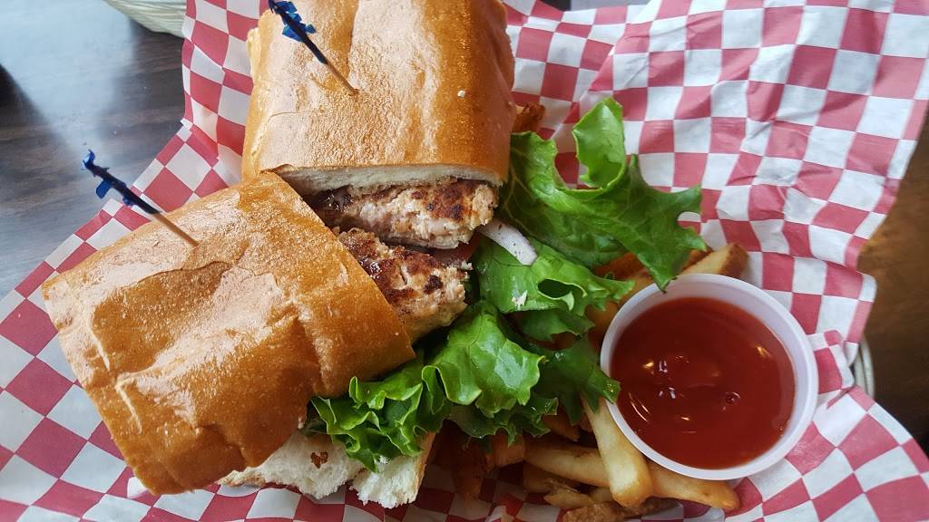 Boat House | restaurant | 1445 CA-1, Bodega Bay, CA 94923, USA | 7078753495 OR +1 707-875-3495