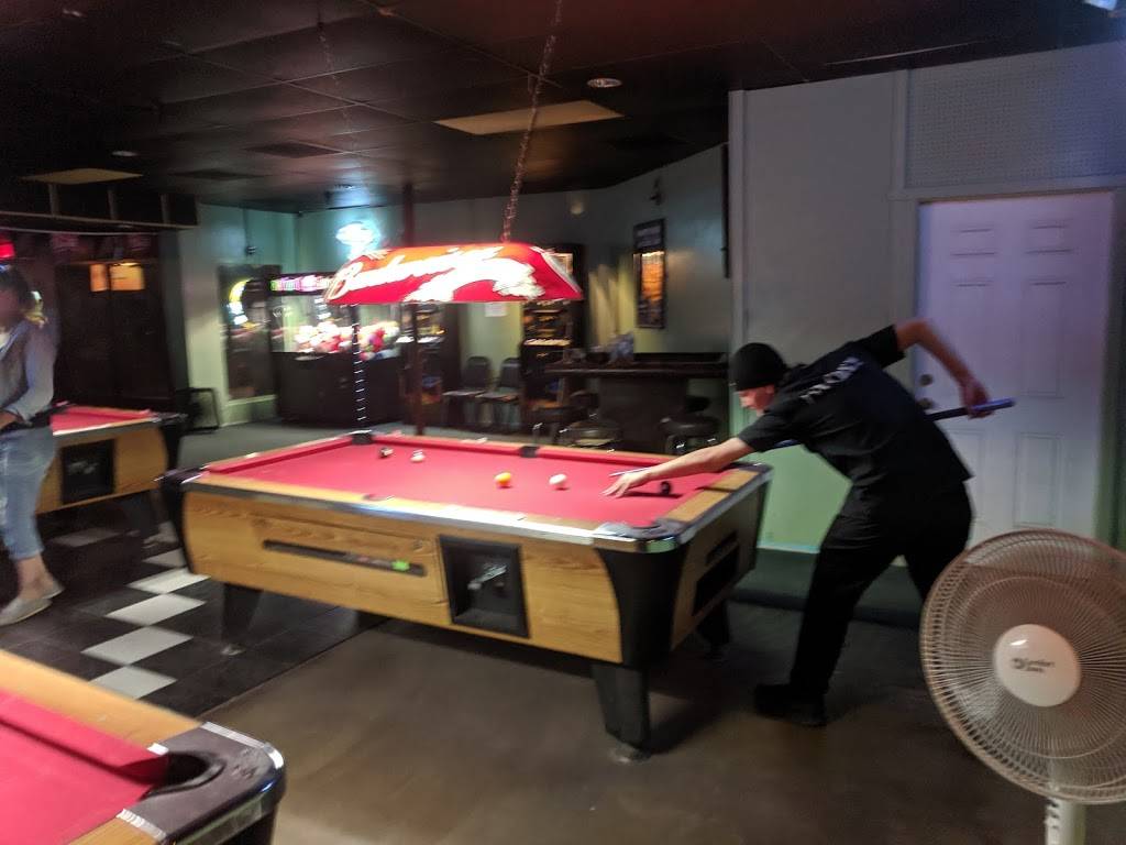 Brats Bar & Grill | restaurant | 5975 W Western Way Cir, Tucson, AZ 85713, USA | 5205780341 OR +1 520-578-0341