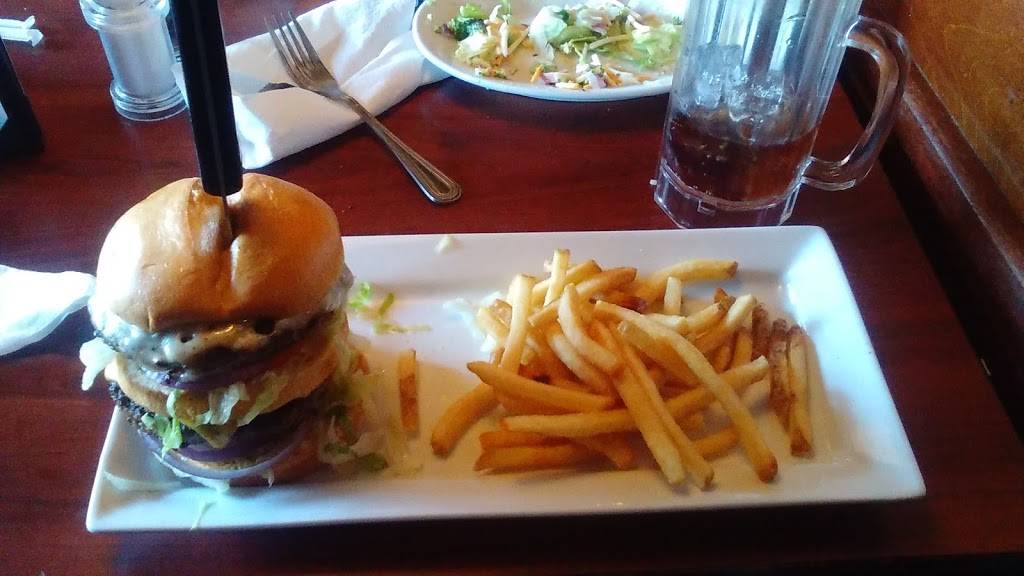 Ruby Tuesday | restaurant | 827 S James Campbell Blvd, Columbia, TN 38401, USA | 9313817089 OR +1 931-381-7089