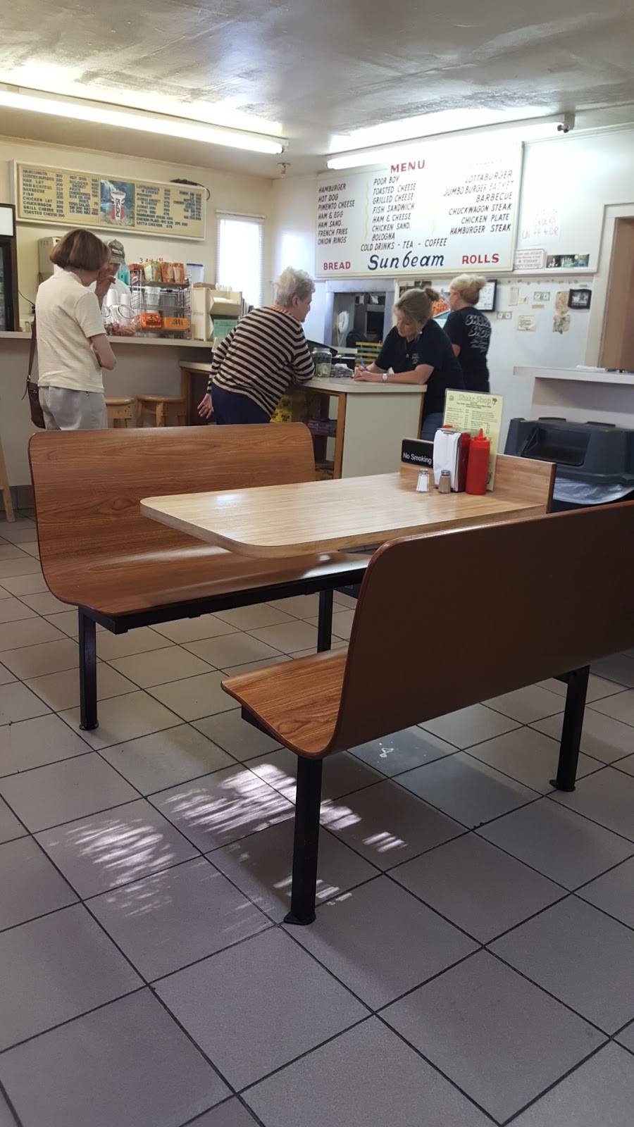 Shake Shop | restaurant | 505 W Church St, Cherryville, NC 28021, USA | 7044355778 OR +1 704-435-5778