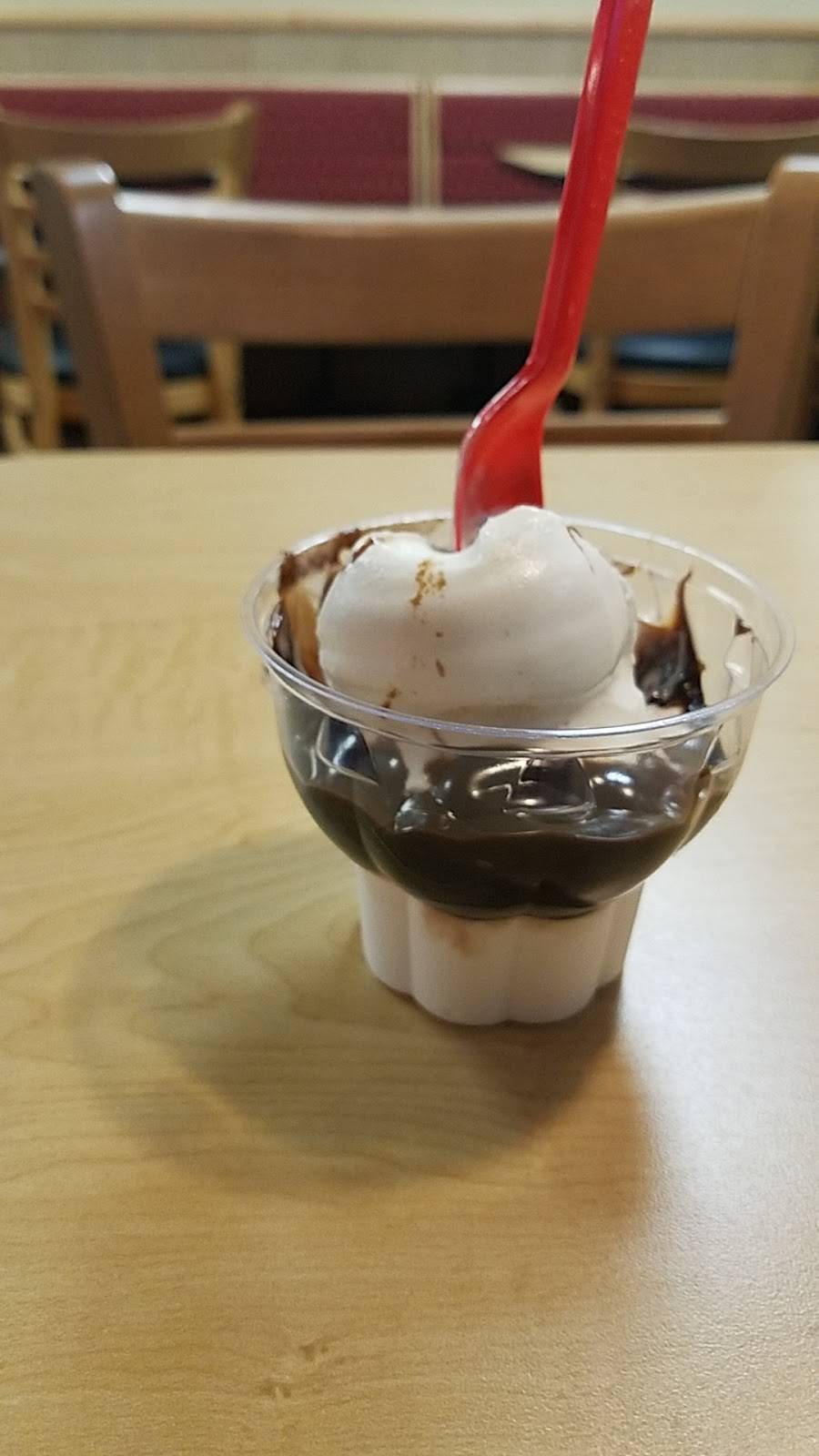 Dairy Queen Grill & Chill | restaurant | 1450 Jungs Station Rd, St Peters, MO 63303, USA | 6369281344 OR +1 636-928-1344