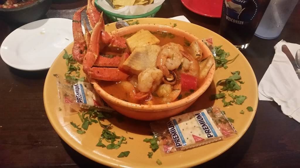 Casa Del Tequila | restaurant | 525 N Peters Ave #4, Fond du Lac, WI 54937, USA | 9209333797 OR +1 920-933-3797