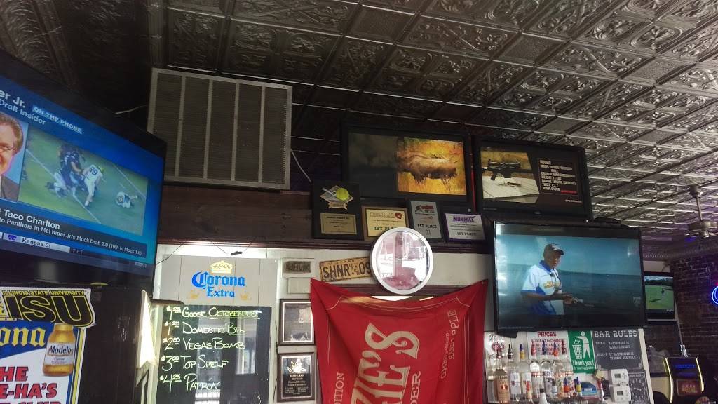 Brewe-Has | restaurant | 102 S Linden St, Normal, IL 61761, USA | 3094527393 OR +1 309-452-7393