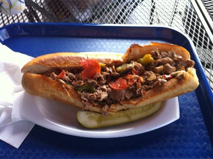 Maxies Pizza & Bar | restaurant | 3003 N Charles St, Baltimore, MD 21218, USA | 4108891113 OR +1 410-889-1113