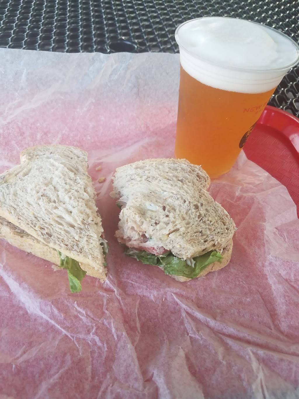 Bread & Pickle | restaurant | 4135 W Lake Harriet Pkwy, Minneapolis, MN 55410, USA | 6127679009 OR +1 612-767-9009