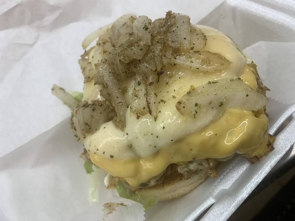 Captain Shark Restaurant & Grill | restaurant | 1050 N Federal Hwy, Hallandale Beach, FL 33009, USA | 9544573500 OR +1 954-457-3500