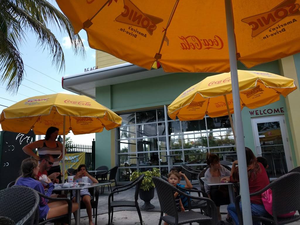 Sonic Drive-In | restaurant | 8188 W Commercial Blvd, Lauderhill, FL 33351, USA | 9549003271 OR +1 954-900-3271