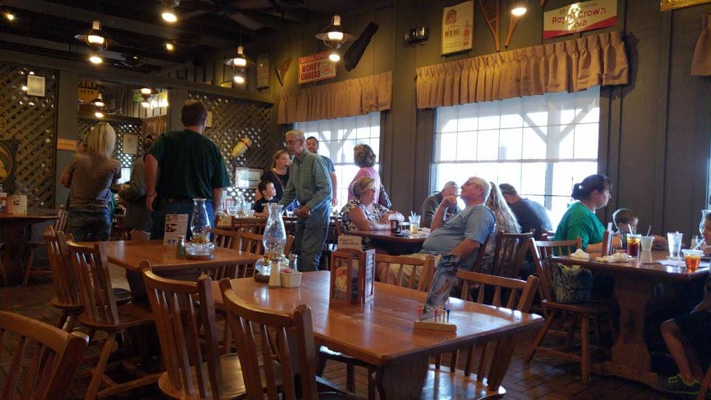 Cracker Barrel Old Country Store | restaurant | 3 Cracker Barrel Dr, Barboursville, WV 25504, USA | 3047333450 OR +1 304-733-3450