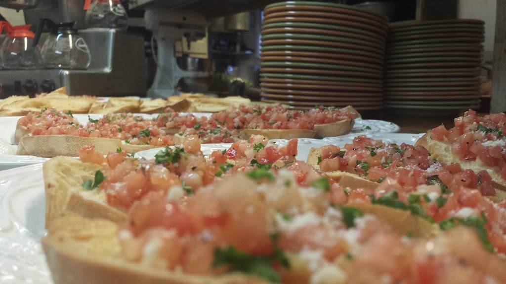 Club Monarch | restaurant | 16 Erie St, Yorkville, NY 13495, USA | 3157369359 OR +1 315-736-9359